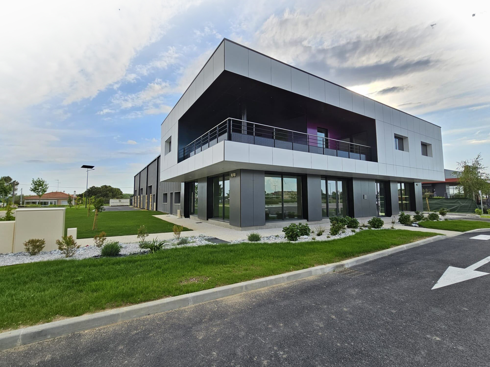 Batiment activite mixte 47 - Marmande